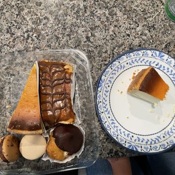 Choco Bakery & Cafe - Manhattan cheese cake, napoleon, custard puff, macaroons - Patisserie/Cake Shop Near Me - Corona, California