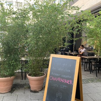 Cotidiano Promenadeplatz - Garden/pario entrance - Breakfast & Brunch Near Me - Munich, BY