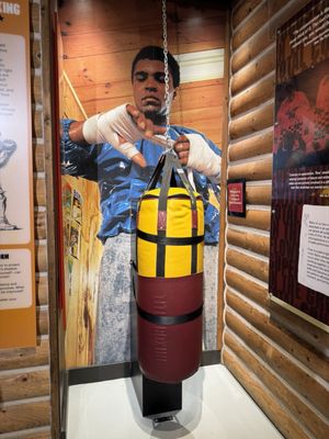 Muhammad Ali Center by null