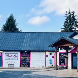 Pearl Lee Boutique