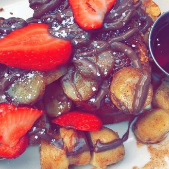 Eggy's Diner Chicago - Crunchy Nutella French Toast - Breakfast & Brunch Near Me - Chicago, Illinois