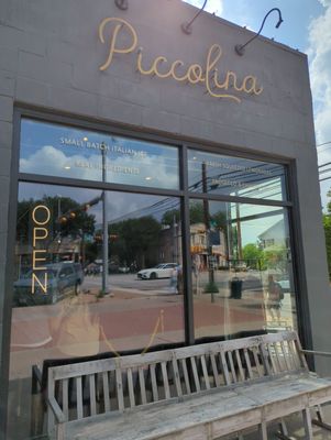 Piccolina by null