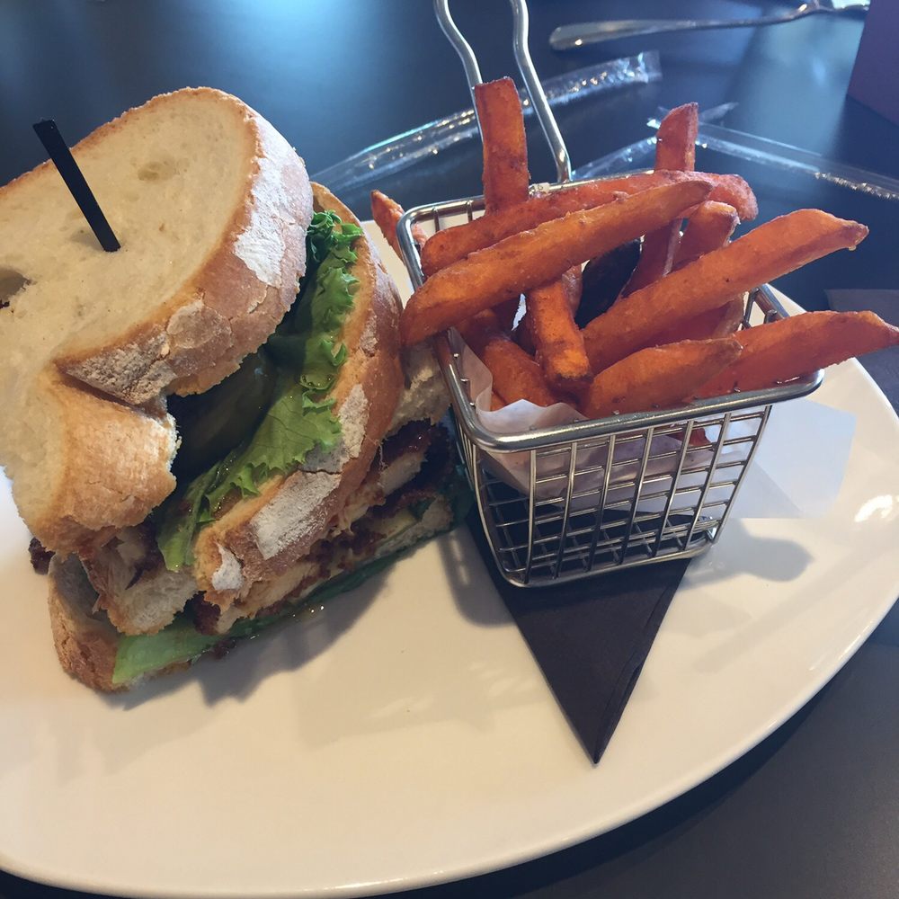 110 Grill - New American Near Me - Poughkeepsie, New York
