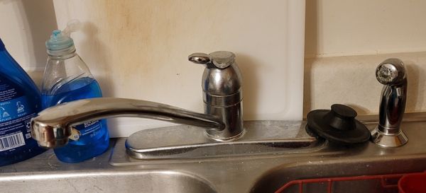 On Time Service Pros Logo