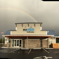 Mid Oregon Credit Union - La Pine branch from the west, with rainbow