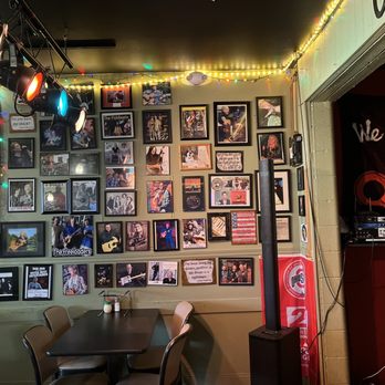 Stadz Pizzeria - Wall of performers on display - Pizza Near Me - Blacklick, Ohio