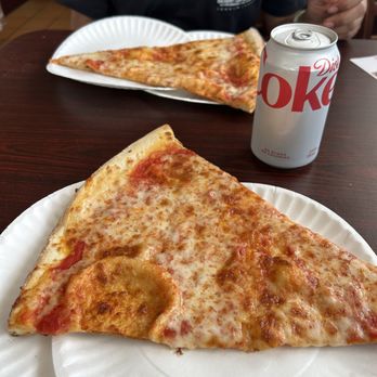 Tony The Pizza Chef II - Pizza Near Me - Hollywood, Florida Tony The Pizza Chef II - Pizza Near Me - Hollywood, Florida