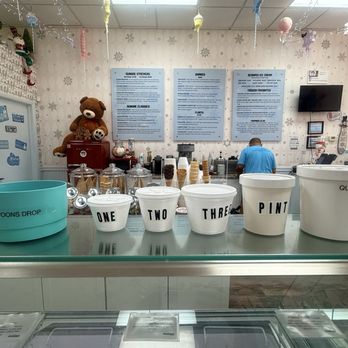 Frozen Cow Ice Cream - Serving sizes - Ice Cream & Frozen Yogurt Near Me - Winter Garden, Florida