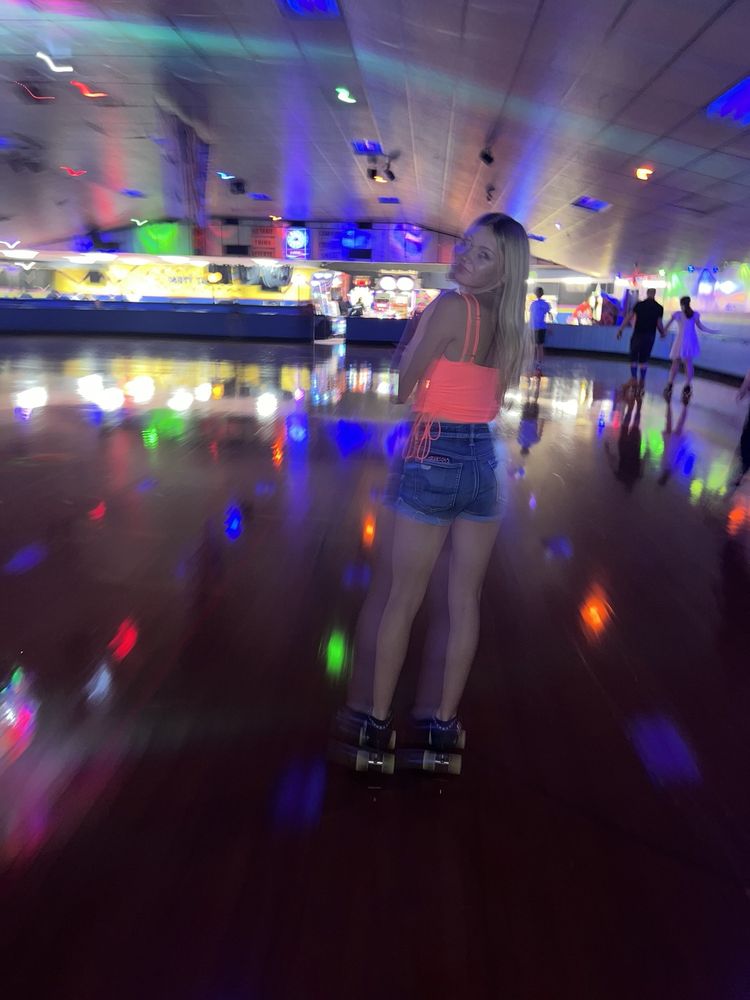 THE SKATE PALACE Updated August 2024 15 Reviews 17333 Virginia Ave, Hagerstown, Maryland