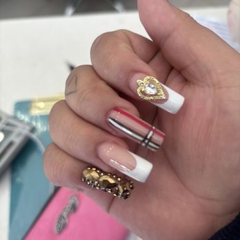 Lyly Spa and Nails - Nails - Nail Salons Near Me - Fullerton, California Lyly Spa and Nails - Nails - Nail Salons Near Me - Fullerton, California
