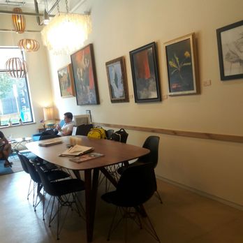 Arriviste Coffee Roasters - Long table - Coffee & Tea Near Me - Pittsburgh, Pennsylvania