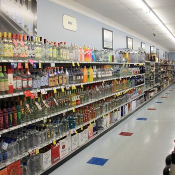 Evergreen Liquors - the aisle of a liquor store - Beer, Wine & Spirits Near Me - Louisville, Kentucky Evergreen Liquors - the aisle of a liquor store - Beer, Wine & Spirits Near Me - Louisville, Kentucky