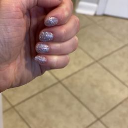 Glitter shellac manicure