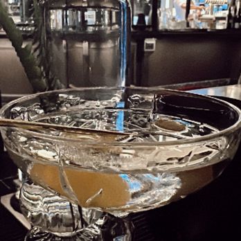 The Holbrook House - Martini - Cocktail Bars Near Me - San Francisco, California The Holbrook House - Martini - Cocktail Bars Near Me - San Francisco, California