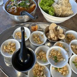 Banh Beo, Mi Quang