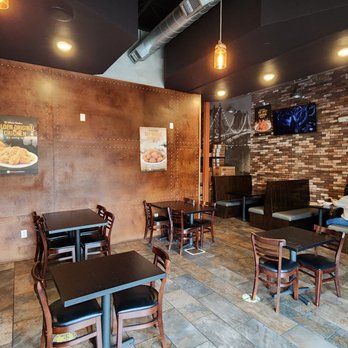 bb.q Chicken - Interior seating - Chicken Wings Near Me - Cupertino, California
