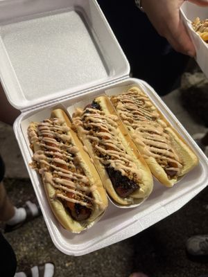 YoYo's Hotdog by null