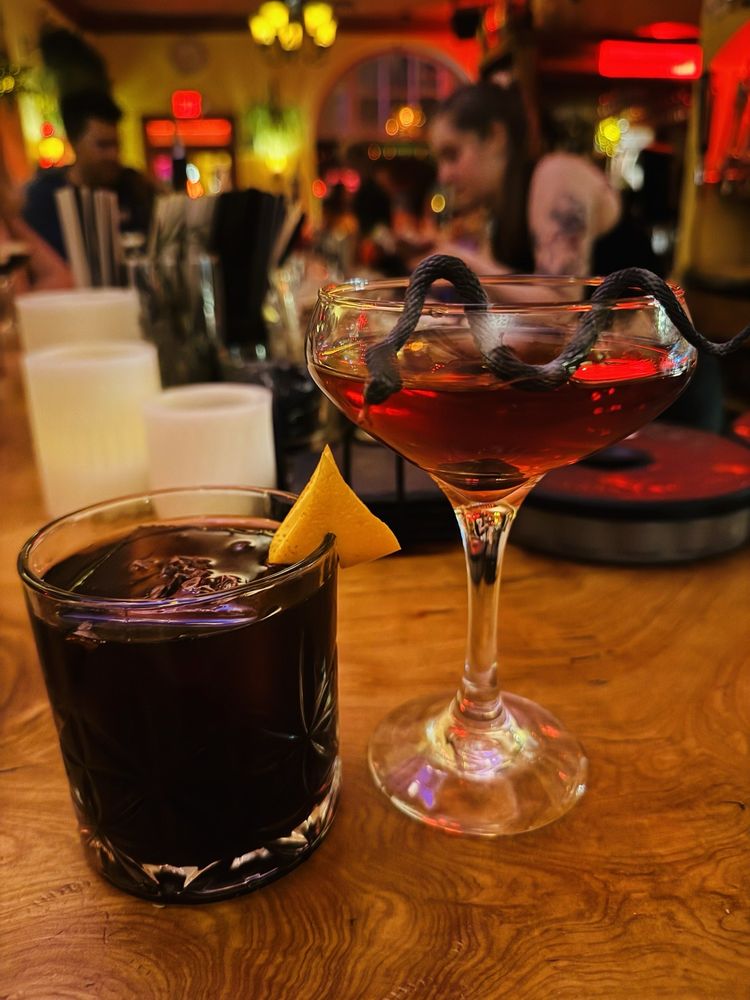 Social spots from Rendezvous