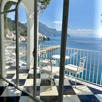 Hotel Miramalfi - Guest Houses Near Me - Amalfi, SA