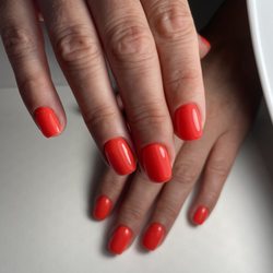 YY Artistic Nails