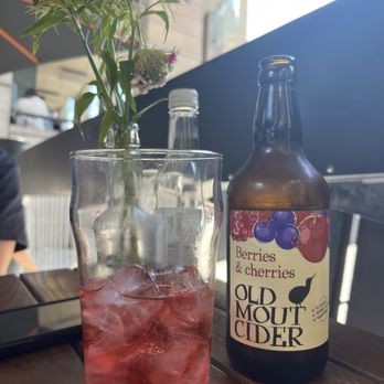 St Stephen's Tavern - Fish & Chips Near Me - London, XGL St Stephen's Tavern - Fish & Chips Near Me - London, XGL
