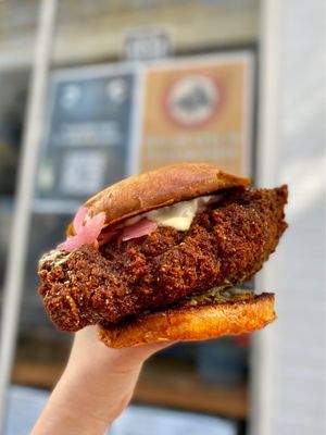 Hetchy's Hots Fried Chicken by null