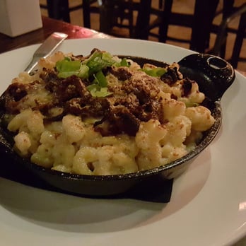 FINKA Table & Tap - 3 cheese Mac with carne asada - Asian Fusion Near Me - Miami, Florida FINKA Table & Tap - 3 cheese Mac with carne asada - Asian Fusion Near Me - Miami, Florida
