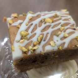 Barnes & Noble - Pistachio Blondie