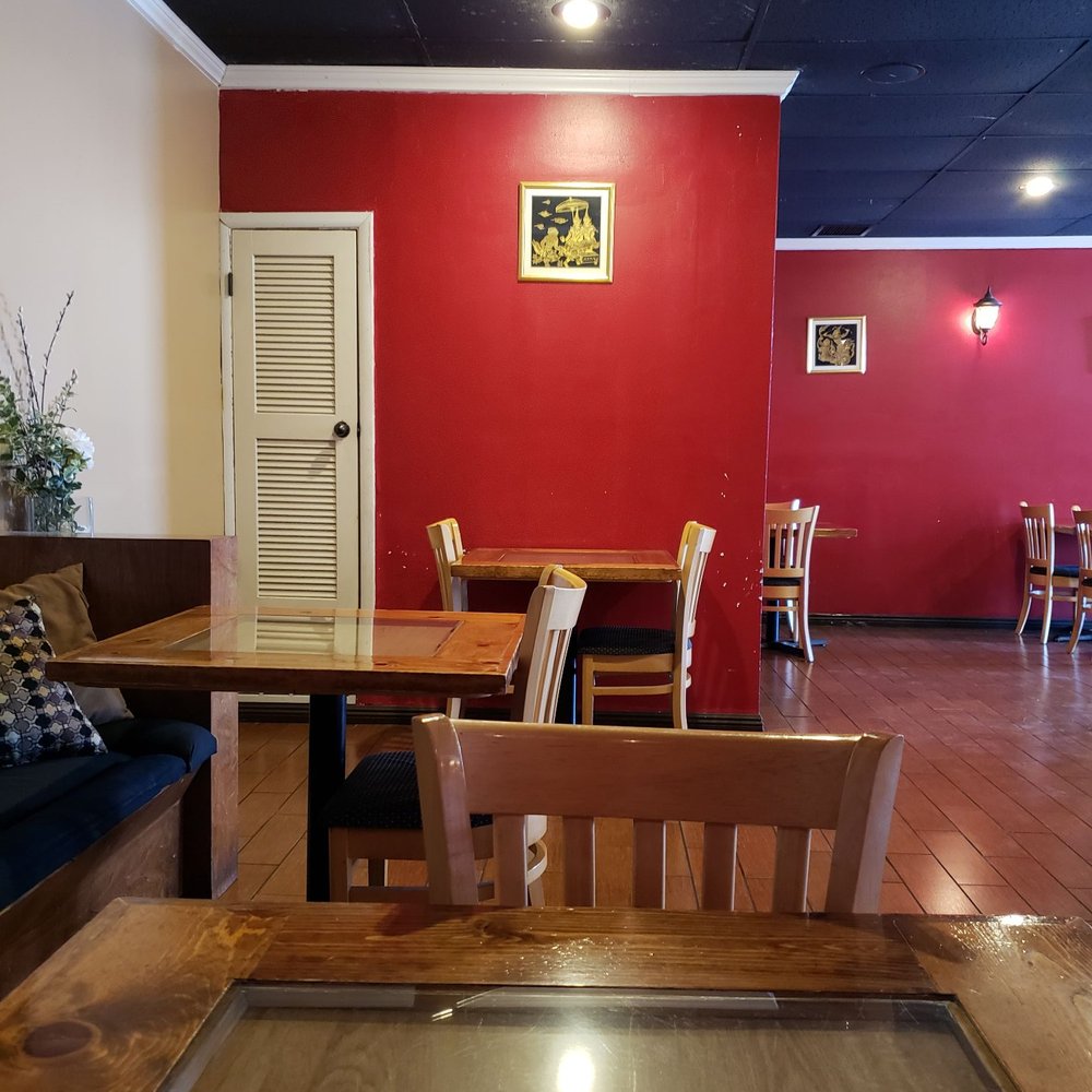 Tara Thai Kitchen - Inside Tara Thai - Thai Near Me - El Paso, Texas
