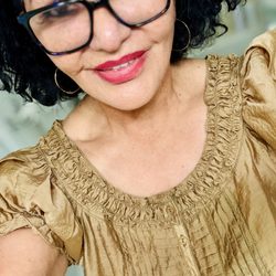 Massage By Kim - Hi my name is Kimberly I've been in the health service for 8yrs, massage is my passion, each massage is customized to fit all clients needs