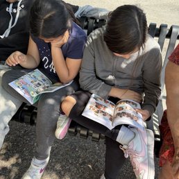 The most adorable readers. The most adorable readers.