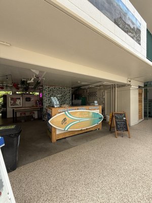 Waikiki Beachside Hostel by null
