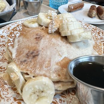 Dawn AM Eatery - Banana pudding, pancakes - Southern Near Me - Chicago, Illinois