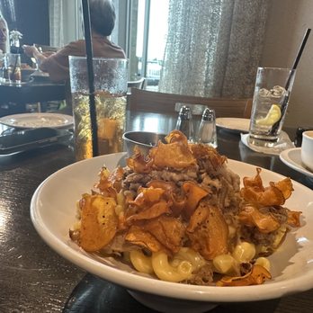 The Southerner By Tractors - Pulled Pork Mac N Cheese - Southern Near Me - Cape Girardeau, Missouri The Southerner By Tractors - Pulled Pork Mac N Cheese - Southern Near Me - Cape Girardeau, Missouri