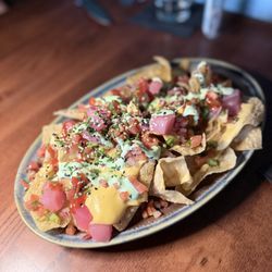 Belle Meade Social - Poke nachos