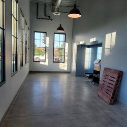 Laemmle Newhall - Interior side