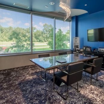Strategic Wealth Designers - Conference room of fiduciary financial planning firm Strategic Wealth Designers in Louisville, Ky - Investing Near Me - Louisville, Kentucky Strategic Wealth Designers - Conference room of fiduciary financial planning firm Strategic Wealth Designers in Louisville, Ky - Investing Near Me - Louisville, Kentucky