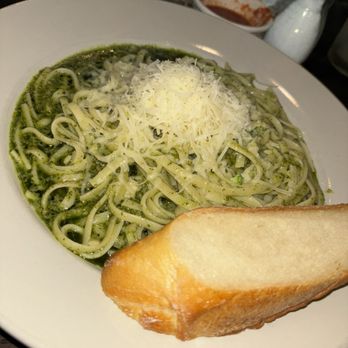 Pasta Bowl - Wicker Park - Linguine Pesto - Italian Near Me - Chicago, Illinois Pasta Bowl - Wicker Park - Linguine Pesto - Italian Near Me - Chicago, Illinois