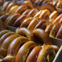 Love Park Pretzels - Philly Pretzels