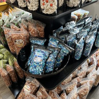 Pop On The Block - Popcorn Shops Near Me - Stonington, Connecticut Pop On The Block - Popcorn Shops Near Me - Stonington, Connecticut