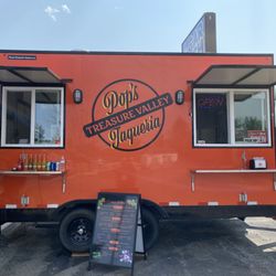 Food trailer