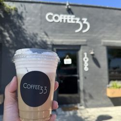 Coffee33 - The 33 with oat milk and vanilla cold foam