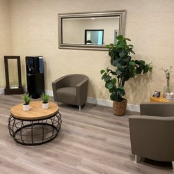 Impression Imaging - Beautiful, clean and relaxing waiting area for our patients.