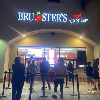 Bruster's Real Ice Cream - Line and windows to order and pick up - Desserts Near Me - Upland, California