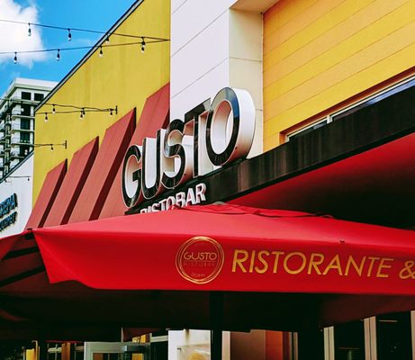 Gusto RistoBar by null