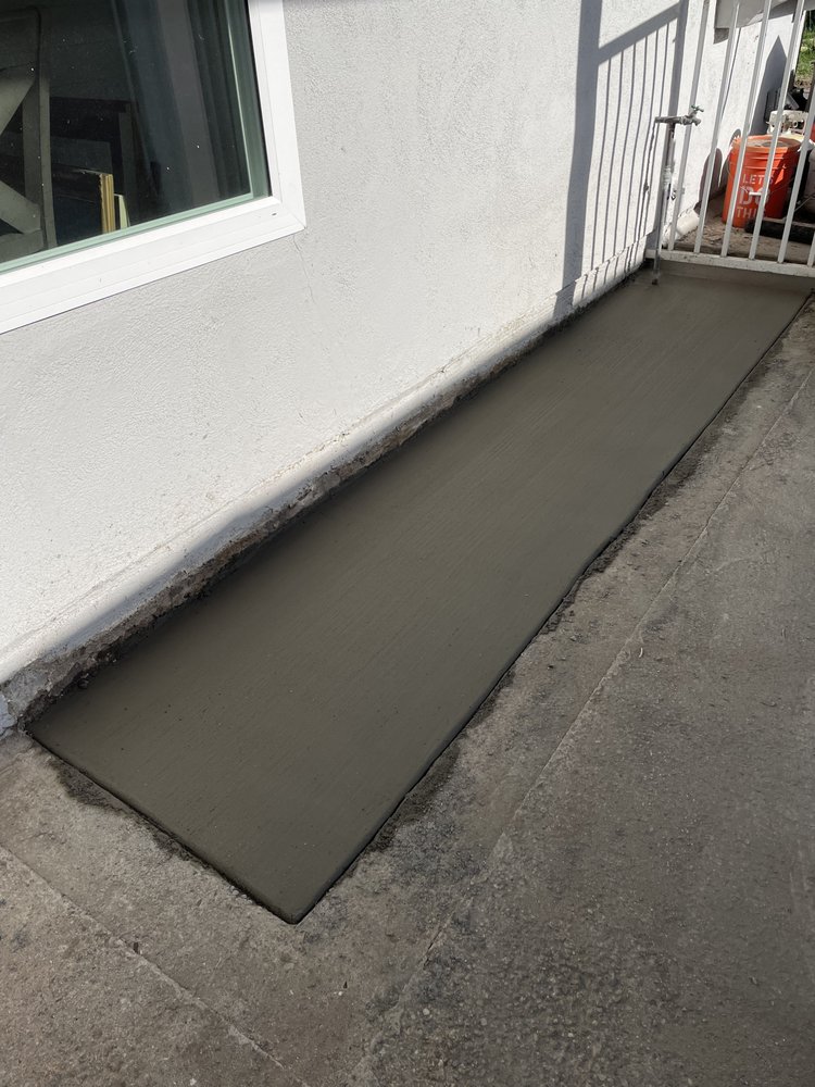 Slide of Joe’s Roofing & Paving