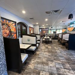 El Paso Mexican Grill - Inside