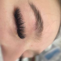 Anna Nails & Spa - Volume eyelash extensions