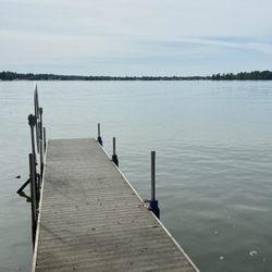 Cabin Rental - Fishing/boat dock