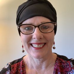 Salon Revive - Glam with Caps